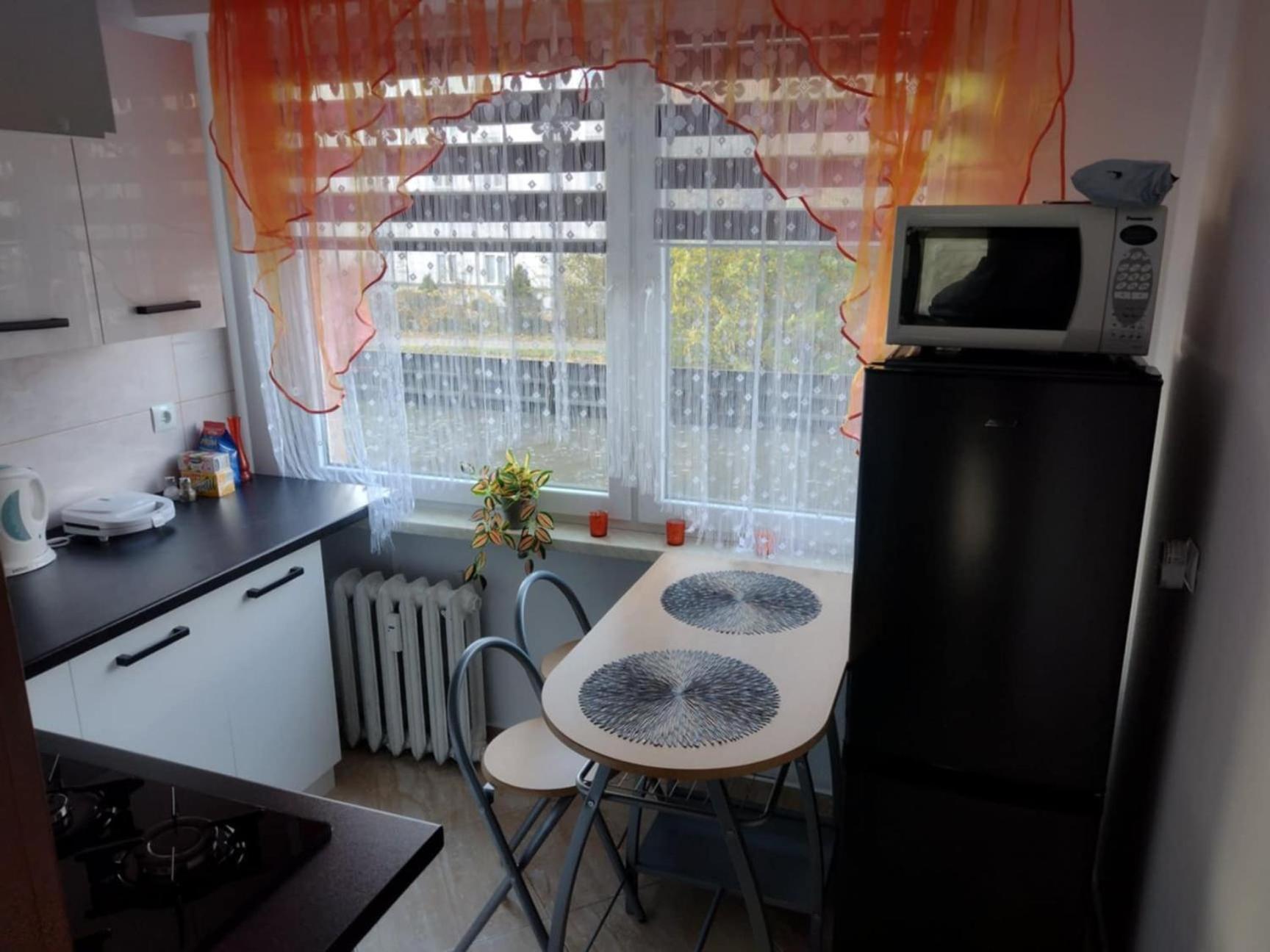 Apartament Komfort แชมิตช์ ภายนอก รูปภาพ